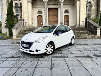  Voir détails -Peugeot 208 1.0 PureTech 68ch BVM5 Like à Nantes (44)