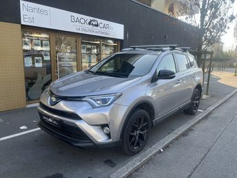  Voir détails -Toyota RAV 4 HYBRIDE 197ch 2WD Design à Nantes (44)