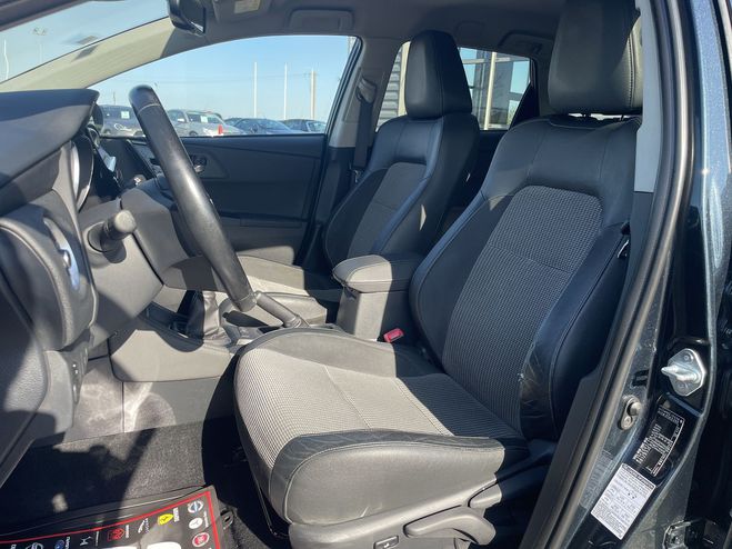 Toyota Auris 112 D-4D LOUNGE BLEU FONCE  de 2016