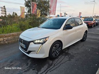  Voir détails -Peugeot 208 Allur 1.2l 100ch 07-2021 49 000km Boite  à Sannois (95)