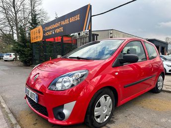  Voir détails -Renault Twingo II 1.2 16V 75 5CV EXPRESSION QUICKSHIFT  à Aulnay-sous-Bois (93)