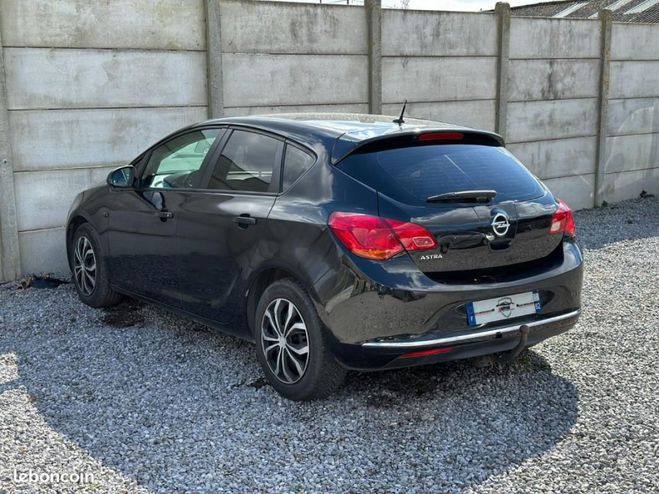 Opel Astra 1,7 110 CH CDTI Noir de 2014