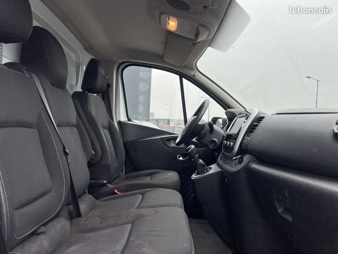 Renault Trafic III FG L2H1 1300 2.0 DCI 120CH CONFORT E Blanc de 2020