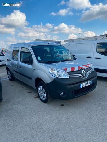  Voir détails -Renault Kangoo maxi cabine appro 1.5 dci 110cv motricit à Oiry (51)
