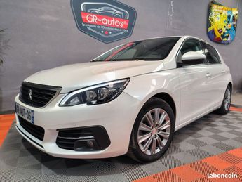  Voir détails -Peugeot 308 1.2 Allure 130cv 68.000 kms Apple carpla à Courrires (62)