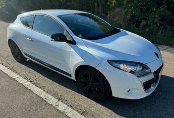  Voir détails -Renault Megane coupe 2,0 turbo à Wittenheim (68)