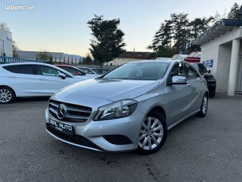  Voir détails -Mercedes Classe A 180 Intuition à Fontaine (38)