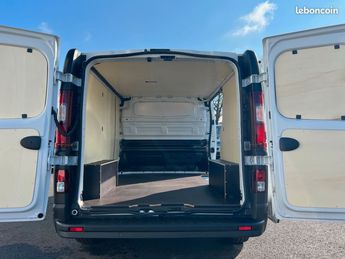  Voir détails -Nissan Primastar 25750 ht L1H1 130 cv N-Connecta + Kit Bo à Carquefou (44)