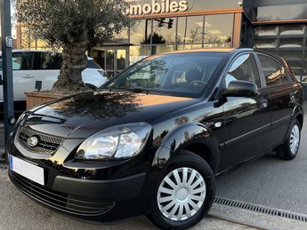  Voir détails -Kia Rio III 1.5 CRDI 110 Cv PREMIERE MAIN / 42 5 à Taverny (95)