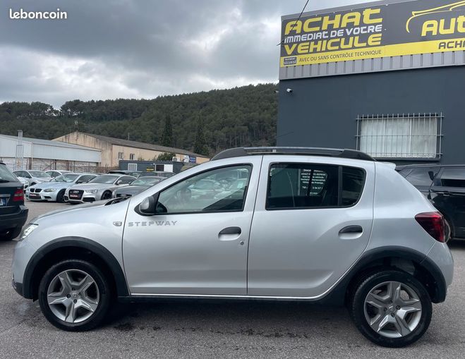 Dacia Sandero stepway 0.9 tce 90 cv garantie 1 Gris de 2017