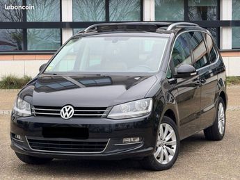  Voir détails -Volkswagen Sharan 2,0tdi 170cv CARAT DSG à pinay-sur-Seine (93)