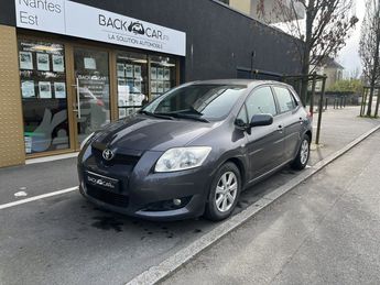  Voir détails -Toyota Auris 90 D-4D FAP Active à Nantes (44)
