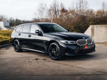  Voir détails -BMW Serie 3 Touring 330 330e M Package Pano à Harelbeke (85)