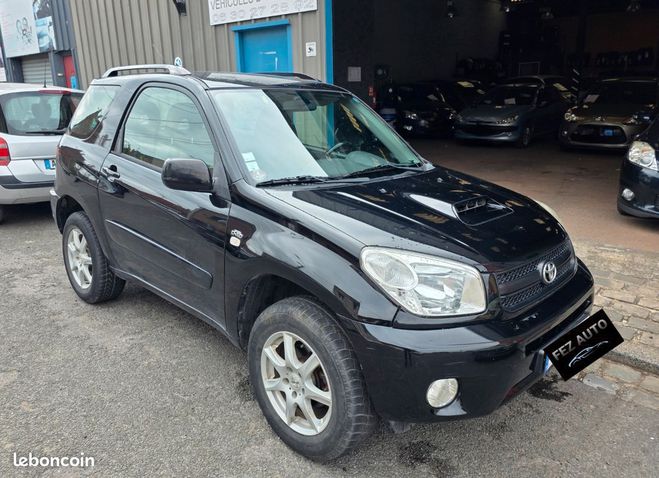 Toyota RAV 4 2.0 d4d 115ch 1ere main Noir de 2005