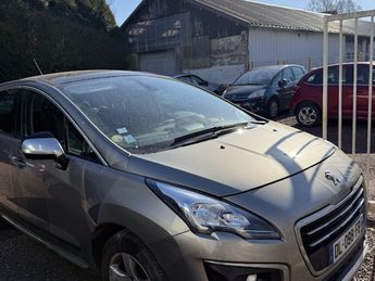  Voir détails -Peugeot 3008 1.6L HDI 115CV PREMIUM à Lires (62)