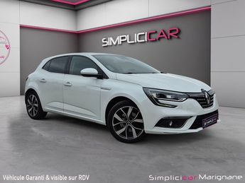  Voir détails -Renault Megane IV BERLINE dCi 130 Energy Intens / PACK  à Vitrolles (13)