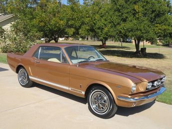  Voir détails -Ford Mustang GT 289 à  Le Havre (76)