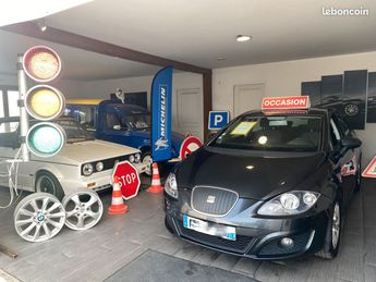  Voir détails -Seat Leon ii (2) 1.6 tdi fap cr 105 s&s style 5 po à Nanteuil-ls-Meaux (77)