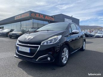  Voir détails -Peugeot 208 1.2 PURETECH 82CH STYLE 5P à Aubire (63)