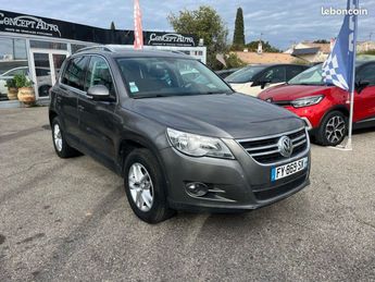  Voir détails -Volkswagen Tiguan 2.0 tdi 140cv 4motion à Vitrolles (13)