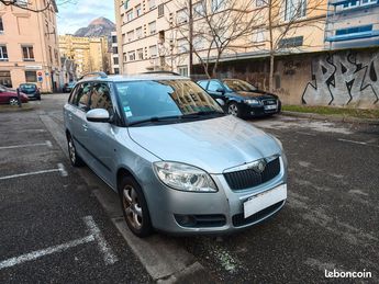  Voir détails -Skoda Fabia 1.4 TDI 80CH confort à Grenoble (38)