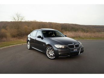  Voir détails -BMW Serie 3 320si E90 - Motorsport - Yvan Muller 320 à Dieudonn (60)