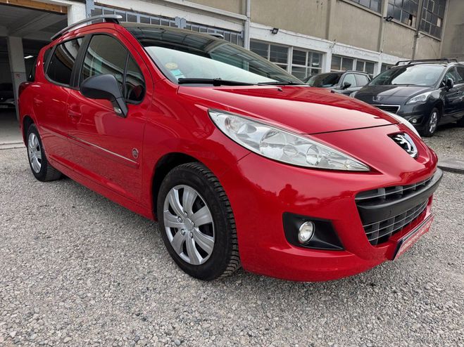 Peugeot 207 SW 1.6 HDI90 SERIE 64/ 1 ERE MAIN / Rouge de 2010