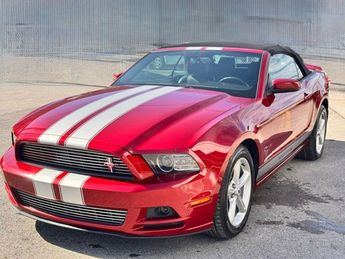  Voir détails -Ford Mustang Convertible V6 3,7L BOITE AUTO PREMIUM à Bordeaux (33)