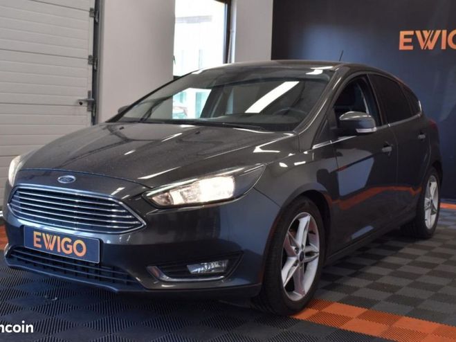 Ford Focus 1.0 SCTI ECOBOOST 125ch TITANIUM START-S Gris de 2017