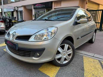  Voir détails -Renault Clio III 2.0l 16V 140CV Privilge à Nice (06)