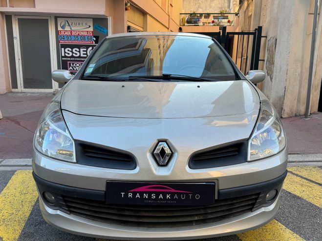 Renault Clio III 2.0l 16V 140CV Privilge Beige de 2007