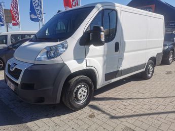  Voir détails -Peugeot Boxer II (2) 2.2 BLUEHDI 130 PREMIUM 333 L1H1 à Gembloux (50)