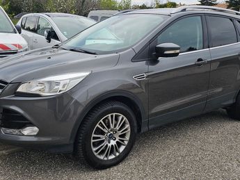  Voir détails -Ford Kuga 2.0 TDCI 140CH TITANIUM 2015 136.000kms  à Martigues (13)