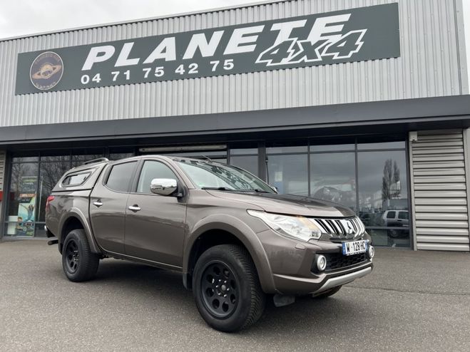 Mitsubishi L 200 2.4 L DID 181 CV Double Cabine Intense B Marron de 2015