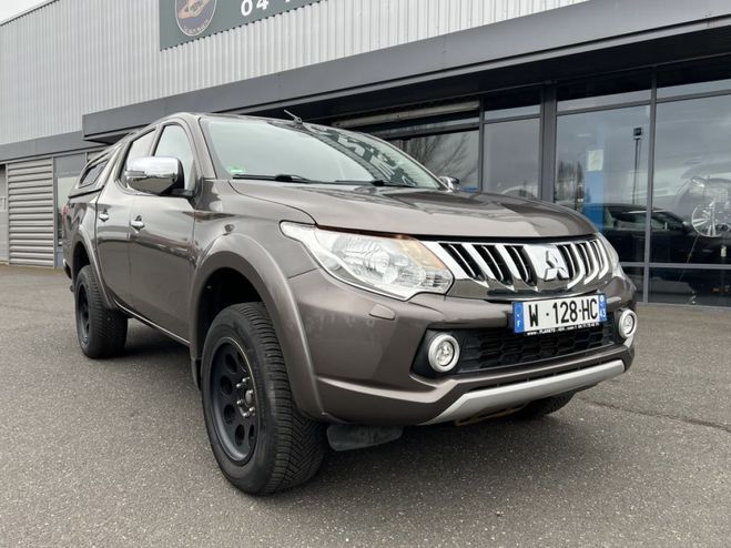 Mitsubishi L 200 2.4 L DID 181 CV Double Cabine Intense B Marron de 2015