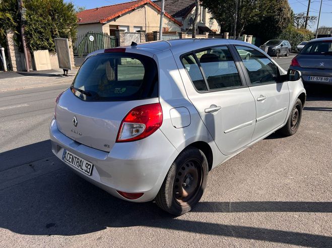 Renault Clio (2) 1.5 DCI 90CH EXPRESSION CLIM ECO 5P GRIS de 2012