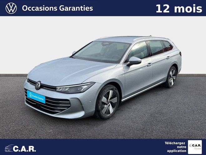 Cliquer pour voir la photo suivante Volkswagen Passat 1.5 eTSI OPF 150 DSG7 Life Plus Gris de 2023