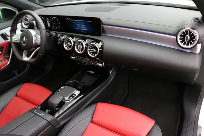 Mercedes Classe A 200 d 8G-DCT AMG Line blanc de 2019