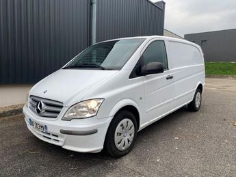  Voir détails -Mercedes Vito FOURGON 116 CDI 2.8T COMPACT BVA à  La Tour-de-Salvagny (69)