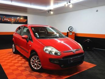 Voir détails -Fiat Punto Evo 1.2 8V 69CH S&S DYNAMIC 3P à Beauchamp (95)