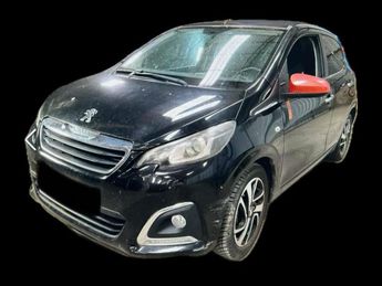  Voir détails -Peugeot 108 1.2 PURETECH ROLAND GARROS TOP 5P à Cannes (06)