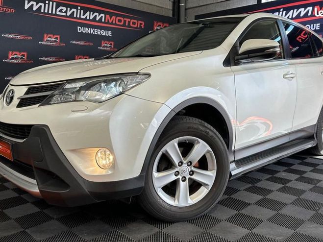 Toyota RAV 4 4 lounge 2.0 d4d 124 cv garantie 6 mois Blanc de 2013