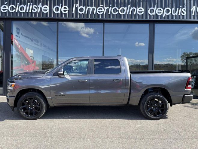 Dodge Ram 1500 CREW SPORT NIGHT EDITION Gris de 2022