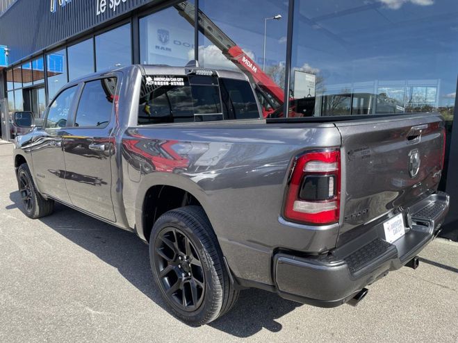 Dodge Ram 1500 CREW SPORT NIGHT EDITION Gris de 2022