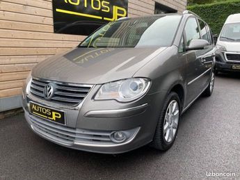  Voir détails -Volkswagen Touran (2) 2.0 tdi 140 confort à Pierrelaye (95)
