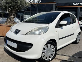  Voir détails -Peugeot 107 1.0 68 Cv PREMIERE MAIN ESSENCE BLUETOOT à Taverny (95)