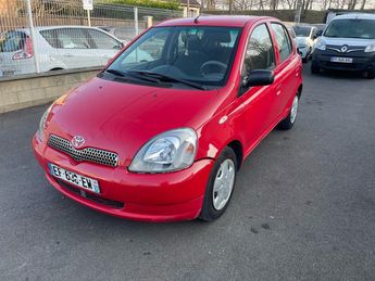  Voir détails -Toyota Yaris 1.0 70 VVT-i Linea Luna à Villeneuve-Saint-Georges (94)