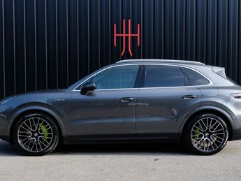  Voir détails -Porsche Cayenne E-HYBRID à Grsy-sur-Aix (73)