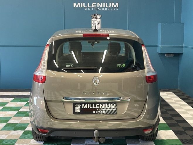 Renault Grand Scenic III 1.6 DCI 130CH ENERGY BOSE ECO² 5 PLA Beige de 2012