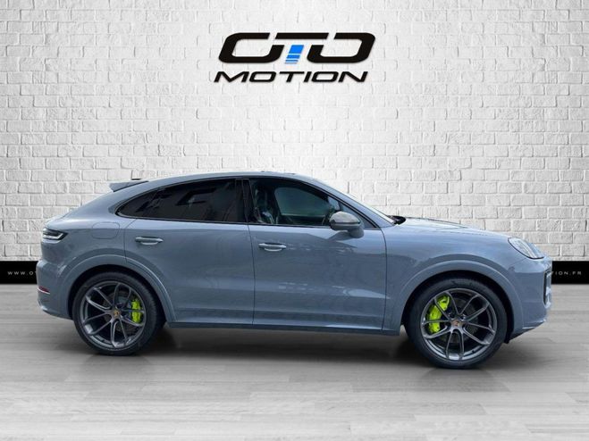 Porsche Cayenne Coupe E-Hybrid 3.0 V6 470 ch Gris de 2024